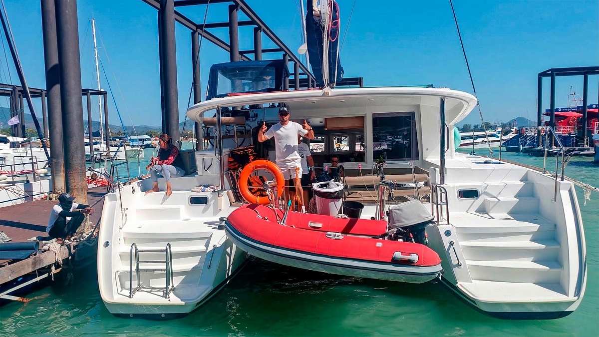 Аренда парусного катамарана Lagoon 400 S2 на Пхукете